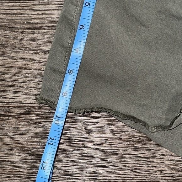 Frame Le Cutoff shorts - Picture 11 of 11